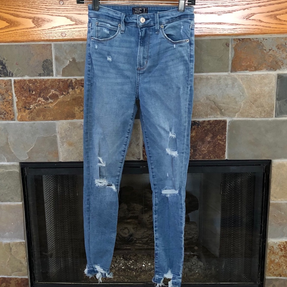 ABERCROMBIE & FITCH Simone High Rise Jeans, 25”